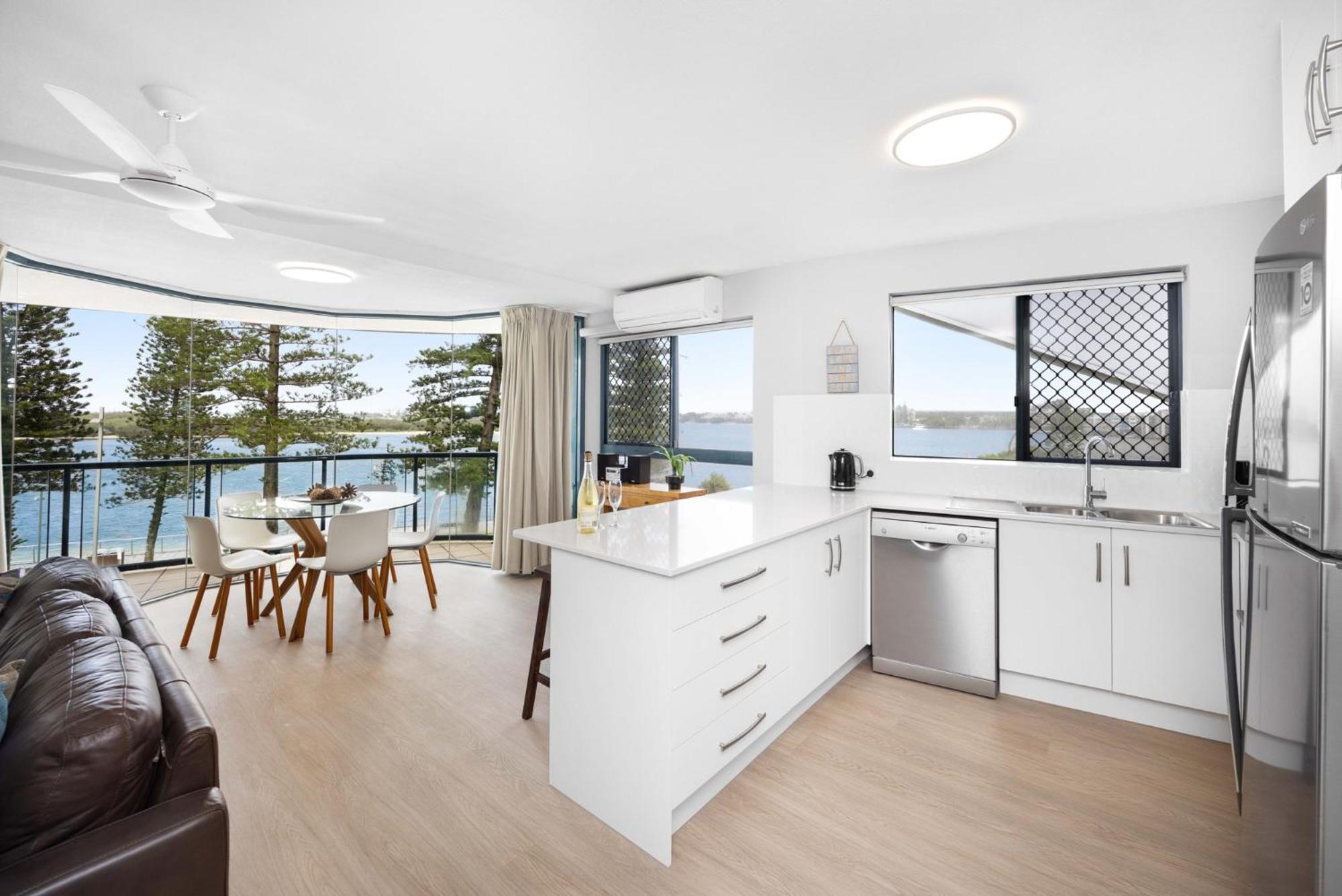 Cerulean Apartments Caloundra Exterior photo